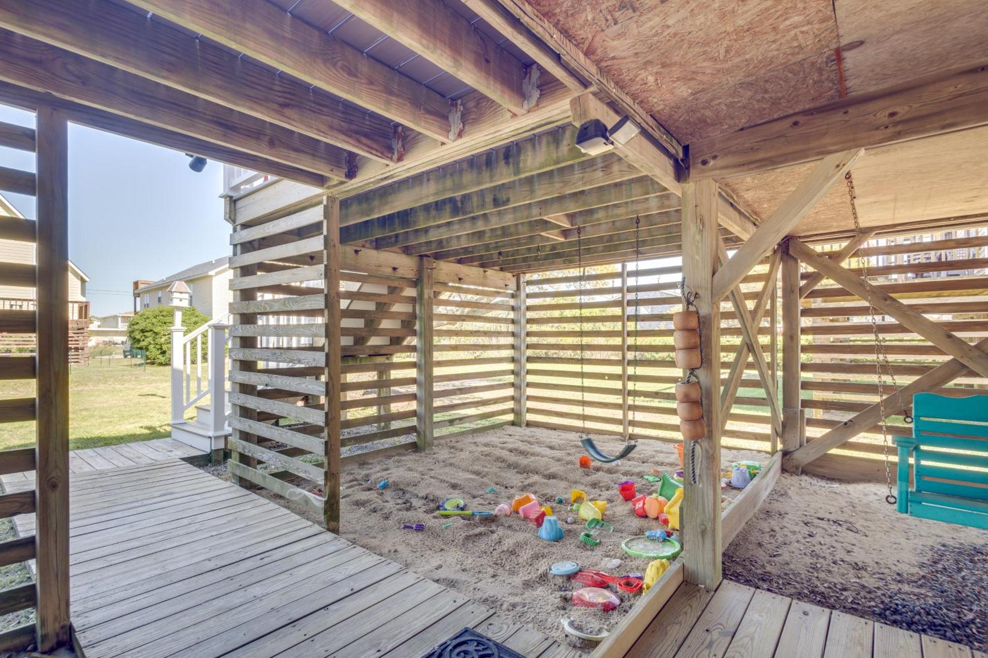 Coastal Home With Deck And Outdoor Shower Kill Devil Hills Exterior foto